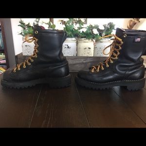 danner rain forest black